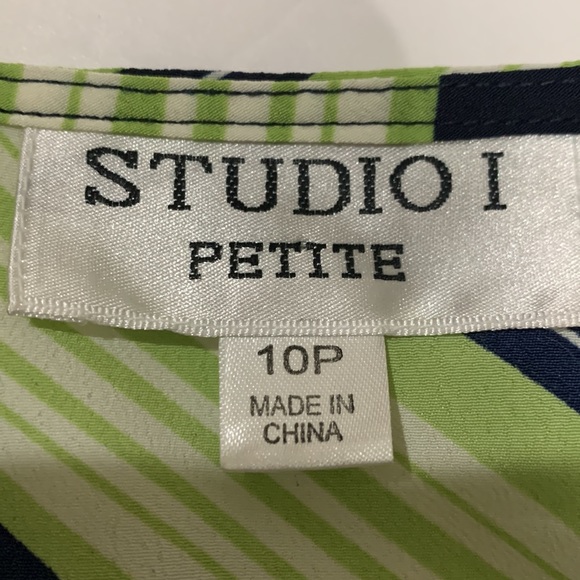 Studio I top - Picture 7 of 8